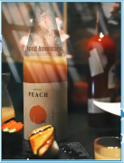 桃子酒厂家:水蜜桃原汁发酵,颜